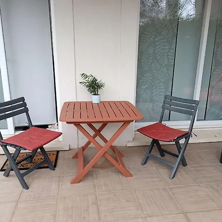 Climatise T2 Apartment